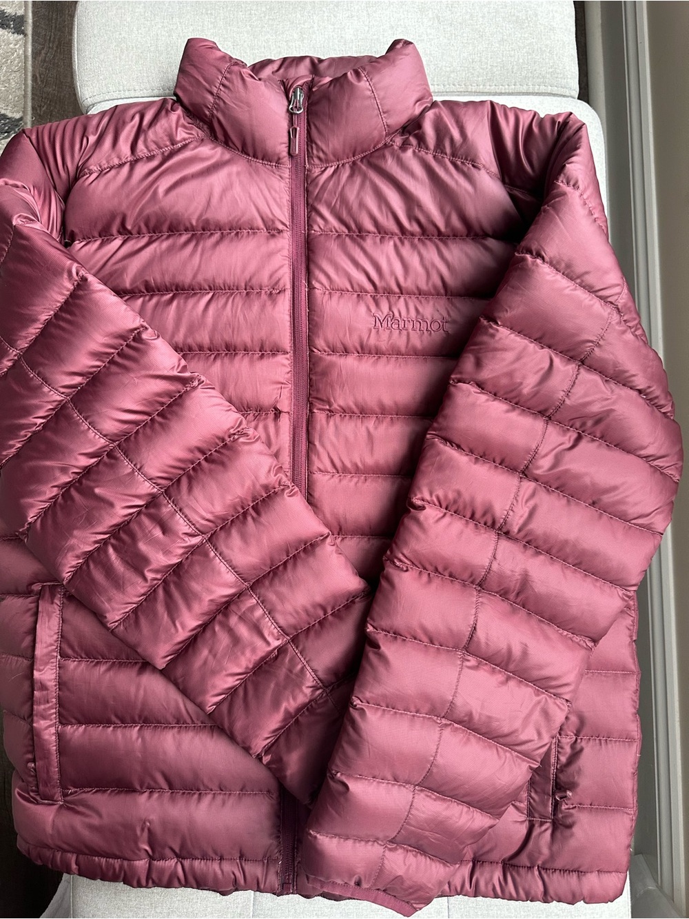 🍷 Marmot Women's Dusty Rose Lightweight Quilted Puffer Jacket